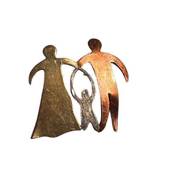 Vintage Tri-Tone Gold Tone, Silver & Copper Brooch. Family Group Brooch Pin - Picture 2 of 5